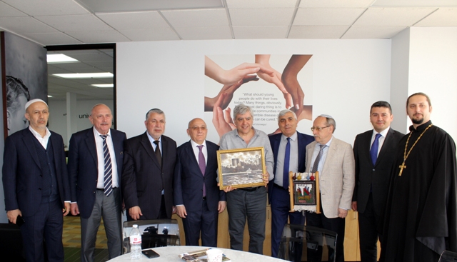 Mübariz Qurbanlı ABŞ Yepiskoplar Konfransının vitse-prezidenti ilə görüşdü  - FOTOLAR